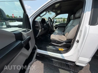 2017 Ford Super Duty F-450 Cab Chassis XL Regular Cab DRW - miniatura 36