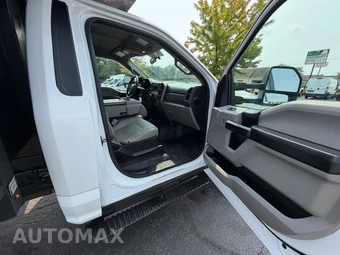 2017 Ford Super Duty F-450 Cab Chassis XL Regular Cab DRW - miniatura 48