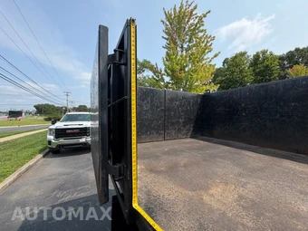 2017 Ford Super Duty F-450 Cab Chassis XL Regular Cab DRW - miniatura 60
