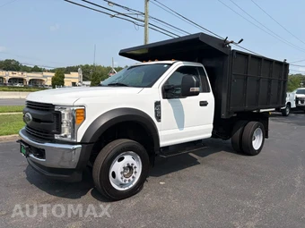 2017 Ford Super Duty F-450 Cab Chassis XL Regular Cab DRW - miniatura 7