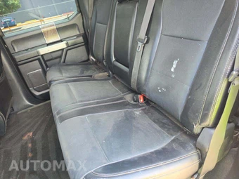2017 Ford Super Duty F-450 Lariat Crew Cab Long Bed DRW - miniatura 22