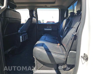 2017 Ford Super Duty F-450 Lariat Crew Cab Long Bed DRW - miniatura 10