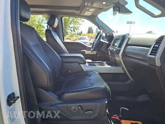 2017 Ford Super Duty F-450 Lariat Crew Cab Long Bed DRW - miniatura 15