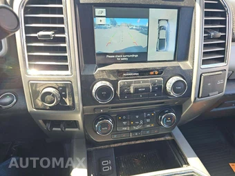 2017 Ford Super Duty F-450 Lariat Crew Cab Long Bed DRW - miniatura 7