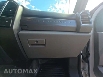 2017 Ford Super Duty F-450 XLT Crew Cab Long Bed DRW - miniatura 16