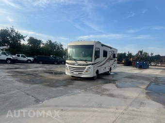 2017 Ford Super Duty F-53 Class A Motorhome Chassis DRW - miniatura 21