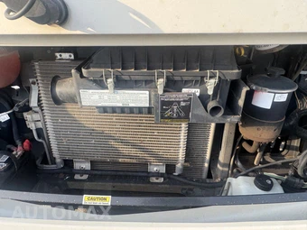 2017 Ford Super Duty F-53 Class A Motorhome Chassis DRW - miniatura 33