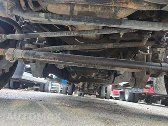 2017 Ford Super Duty F-550 Cab Chassis XL Crew Cab DRW - miniatura 19