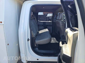 2017 Ford Super Duty F-550 Cab Chassis XL Crew Cab DRW - miniatura 15