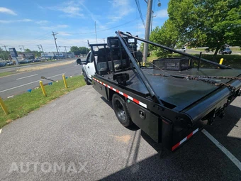 2017 Ford Super Duty F-550 Cab Chassis XL Extended Cab w/Rear Doors DRW - miniatura 2