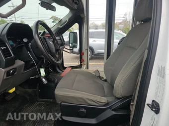 2017 Ford Super Duty F-550 Cab Chassis XL Regular Cab DRW - miniatura 7