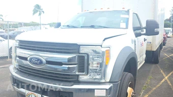 2017 Ford Super Duty F-550 Cab Chassis XLT Regular Cab DRW - miniatura 22