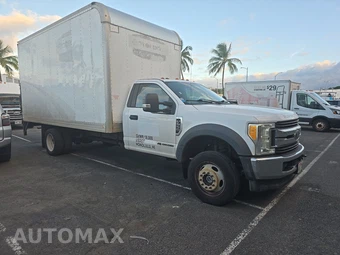 2017 Ford Super Duty F-550 Cab Chassis XLT Regular Cab DRW - miniatura 3