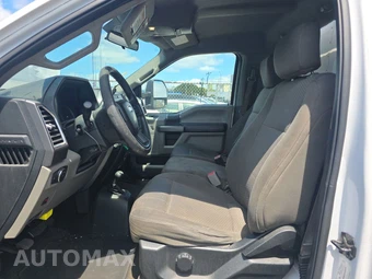 2017 Ford Super Duty F-550 Cab Chassis XLT Regular Cab DRW - miniatura 7