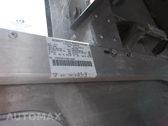 2017 Ford Super Duty F-59 Stripped Chassis DRW 208.0" WB - miniatura 8