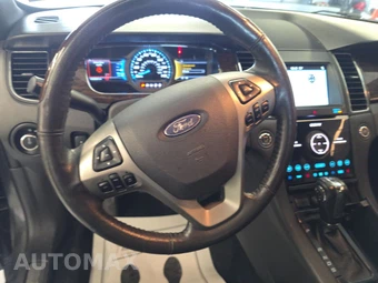 2017 Ford Taurus Limited – miniatura 10