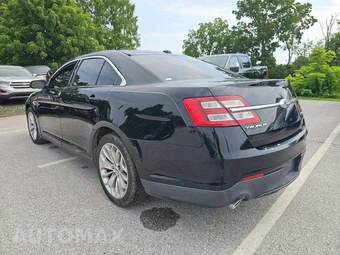 2017 Ford Taurus Limited – miniatura 2