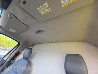 2017 Ford Transit 150 Cargo Van w/RH Sliding Door Low Roof 147.6" WB - miniatura 11