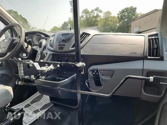 2017 Ford Transit 250 Base - miniatura 17
