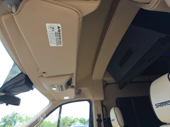 2017 Ford Transit 250 Cargo Van w/RH Sliding Door High Roof 147.6" WB - miniatura 24