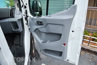 2017 Ford Transit 250 Cargo Van w/RH Sliding Door Medium Roof 147.6" WB - miniatura 34
