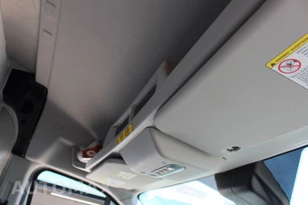 2017 Ford Transit 250 Cargo Van w/RH Sliding Door Medium Roof 147.6" WB - miniatura 17