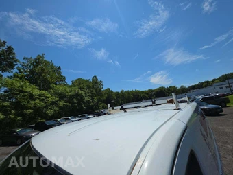 2017 Ford Transit 250 Cargo Van w/RH Swing-Out Doors Low Roof 129.9" WB - miniatura 9