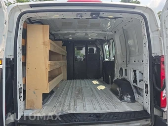 2017 Ford Transit 250 Cargo Van w/RH Swing-Out Doors Low Roof 129.9" WB - miniatura 16