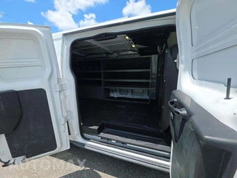 2017 Ford Transit 250 Cargo Van w/RH Swing-Out Doors Low Roof 147.6" WB - miniatura 15
