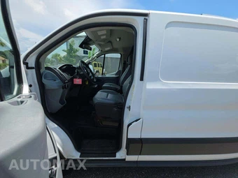 2017 Ford Transit 250 Cargo Van w/RH Swing-Out Doors Low Roof 147.6" WB - miniatura 6