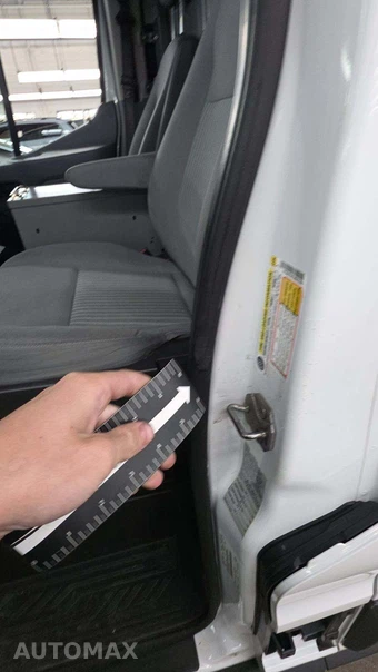 2017 Ford Transit 350 Cargo Van w/RH Sliding Door Low Roof 147.6" WB - miniatura 27
