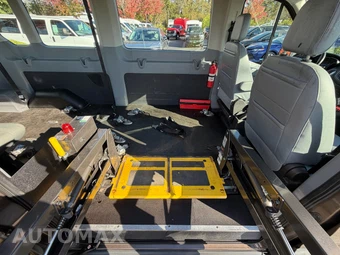 2017 Ford Transit 350 Passenger Wagon XL w/RH Sliding Door Medium Roof 147.6" WB - miniatura 43
