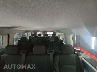 2017 Ford Transit 350 Passenger Wagon XLT w/RH Sliding Door Low Roof 147.6" WB - miniatura 14