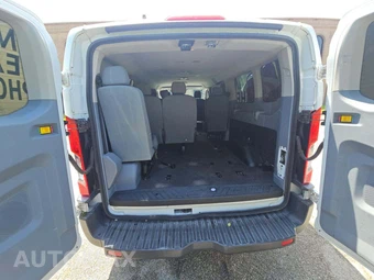 2017 Ford Transit 350 Passenger Wagon XLT w/RH Swing-Out Doors Low Roof 147.6" WB - miniatura 13