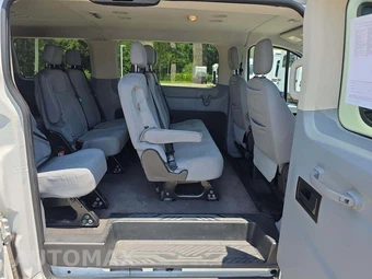 2017 Ford Transit 350 Passenger Wagon XLT w/RH Swing-Out Doors Low Roof 147.6" WB - miniatura 14