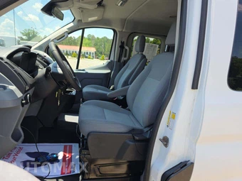 2017 Ford Transit 350 Passenger Wagon XLT w/RH Swing-Out Doors Low Roof 147.6" WB - miniatura 3