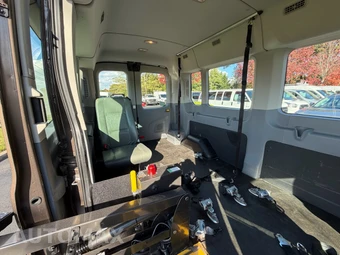 2017 Ford Transit 350 XL - miniatura 45