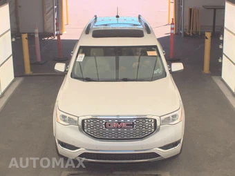 2017 GMC Acadia Denali – miniatura 2