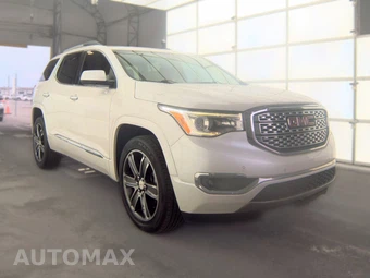 2017 GMC Acadia Denali 5SA – miniatura 3