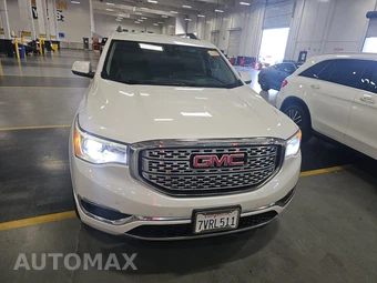 2017 GMC Acadia Denali 5SA – miniatura 2
