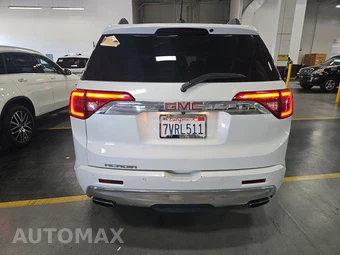 2017 GMC Acadia Denali 5SA – miniatura 5