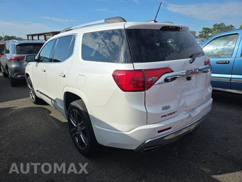 2017 GMC Acadia Denali 5SA – miniatura 6