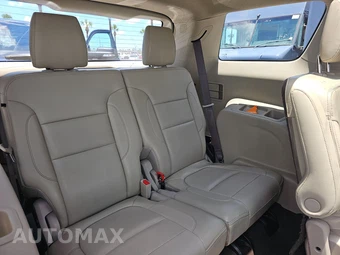 2017 GMC Acadia Denali 5SA – miniatura 14