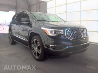 2017 GMC Acadia Denali 5SA – miniatura 3