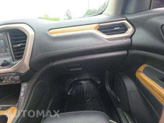 2017 GMC Acadia Denali 5SA – miniatura 20