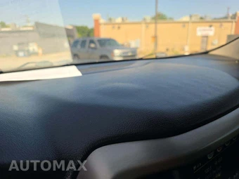 2017 GMC Acadia Denali 5SA - miniatura 33