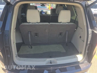 2017 GMC Acadia Denali 5SA – miniatura 17