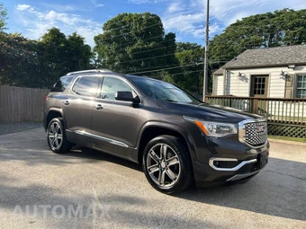 2017 GMC Acadia Denali 5SA - miniatura 11
