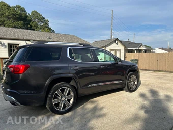 2017 GMC Acadia Denali 5SA - miniatura 12