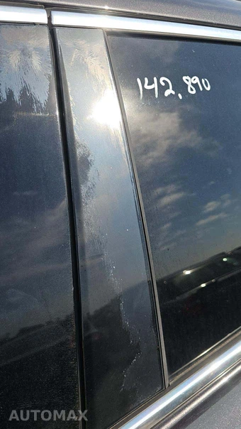 2017 GMC Acadia Denali 5SA – miniatura 40